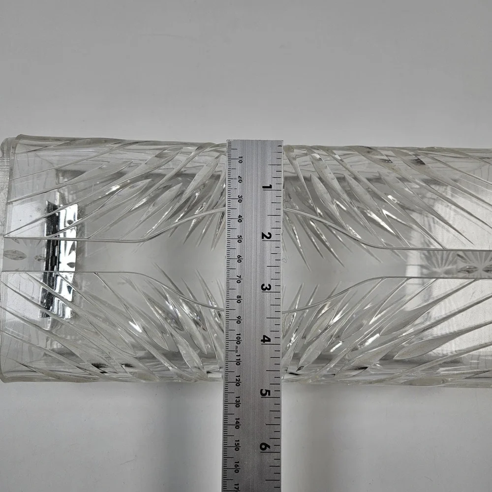 Wilardy Tissue Box Cover Lucite Clear Acrylic Rectangular Vanity Decor‎ VTG Glam